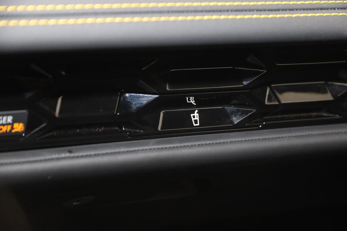 Used 2023 Lamborghini Huracan EVO RWD image 55