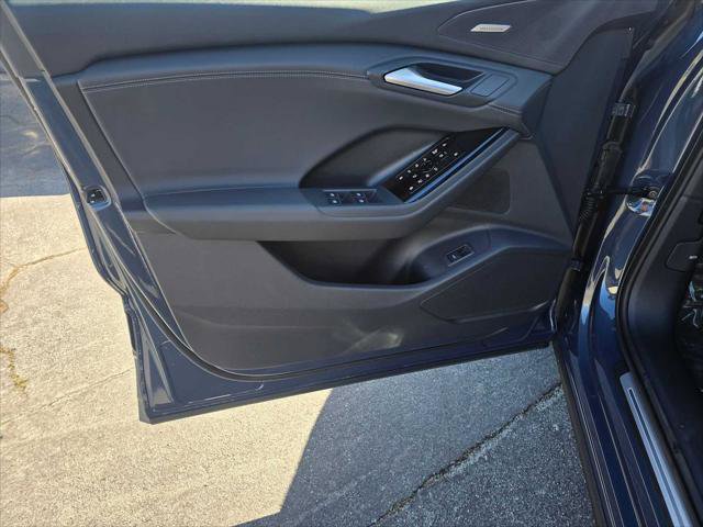 Used 2025 Audi Q6 e-tron Prestige image 24