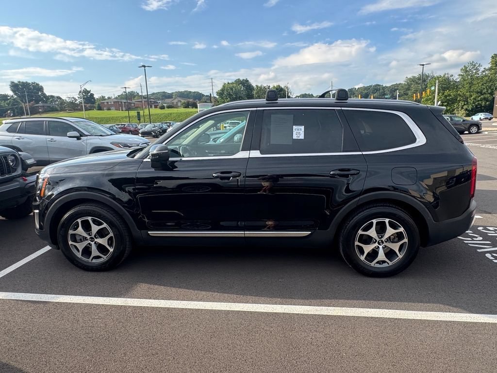 Used 2020 Kia Telluride EX AWD/4WD image 6