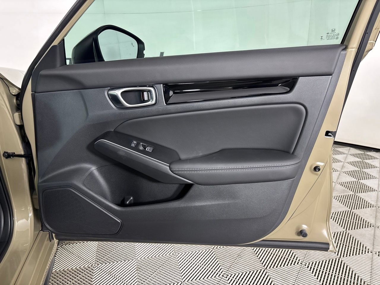 Used 2025 Honda Civic Sport Touring image 25