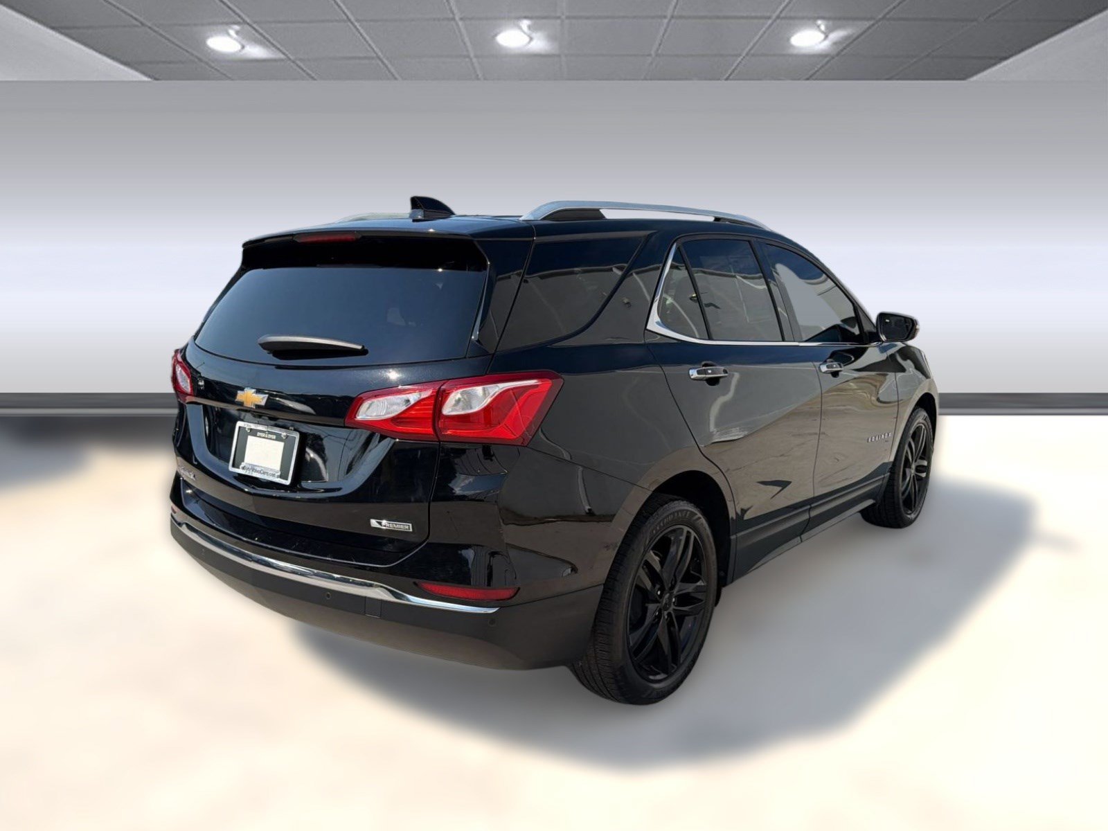 Used 2018 Chevrolet Equinox Premier FWD image 9