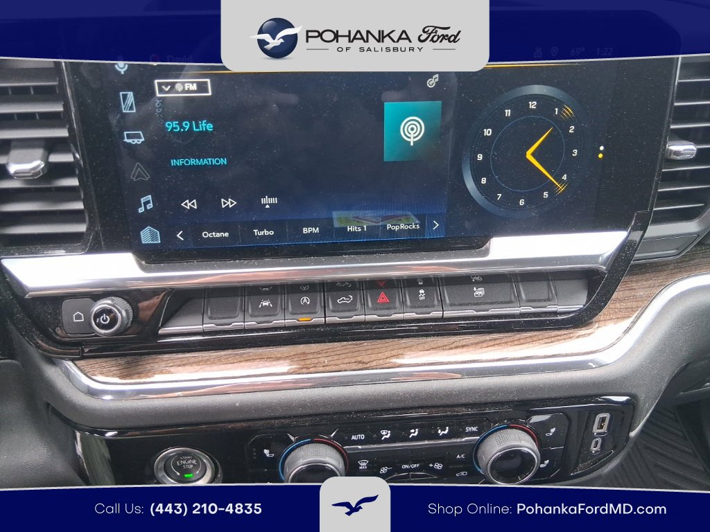 Used 2024 Chevrolet Silverado 1500 LT AWD/4WD image 11