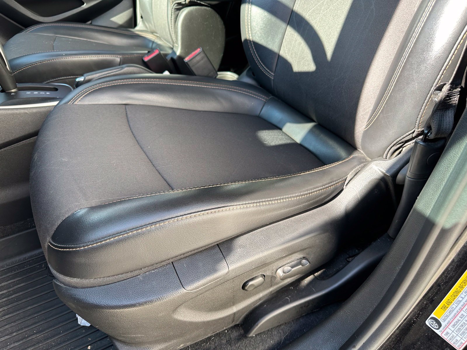 Used 2019 Chevrolet Trax LT w/ LT Convenience Package FWD image 13