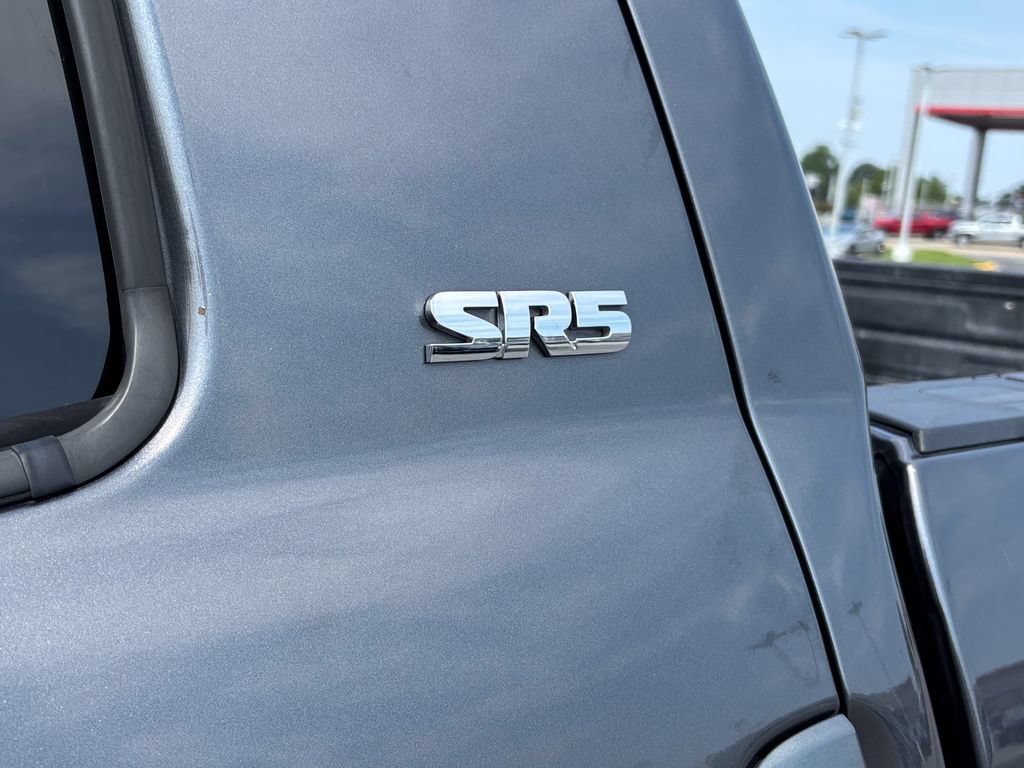 Used 2017 Toyota Tundra SR5 AWD/4WD image 13