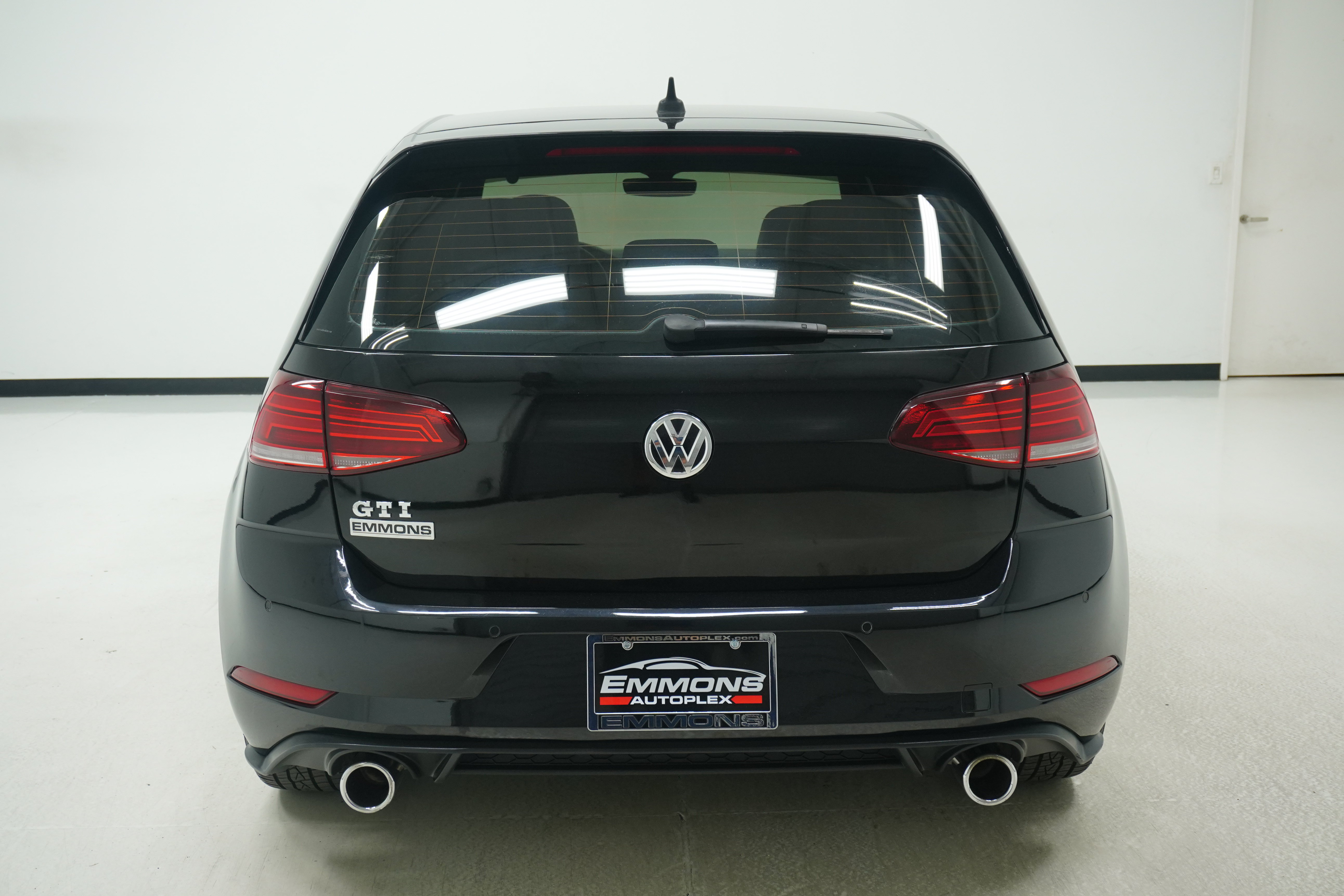 Used 2018 Volkswagen GTI Autobahn FWD image 5
