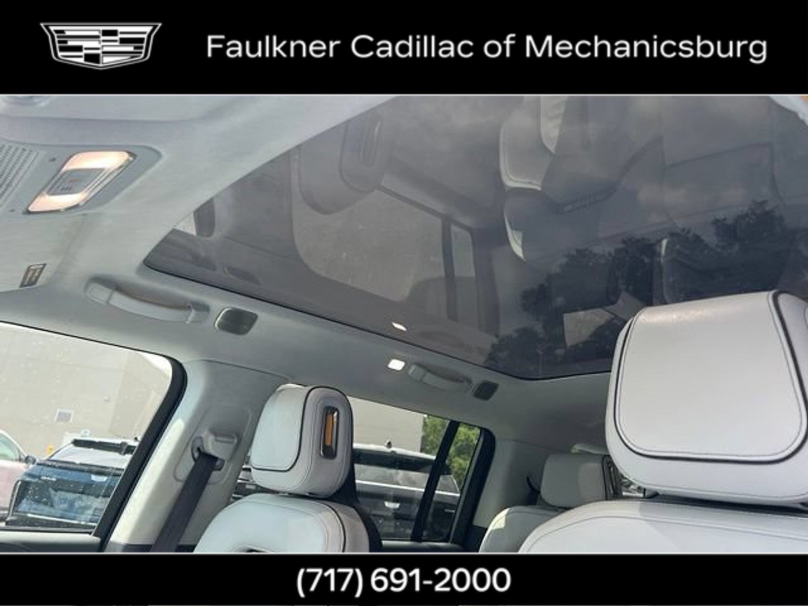 Used 2023 Rivian R1S Launch Edition AWD/4WD image 21