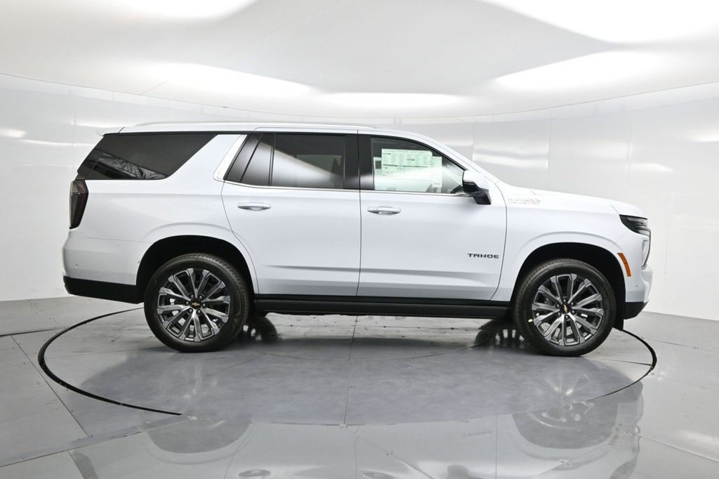 New 2026 Chevrolet Tahoe High Country AWD/4WD image 4