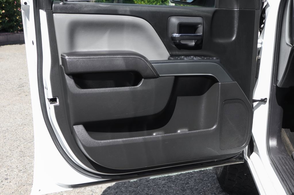 Used 2017 Chevrolet Silverado 1500 LT w/ All Star Edition AWD/4WD image 18