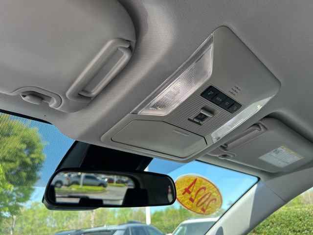 Used 2024 Toyota RAV4 Adventure image 29