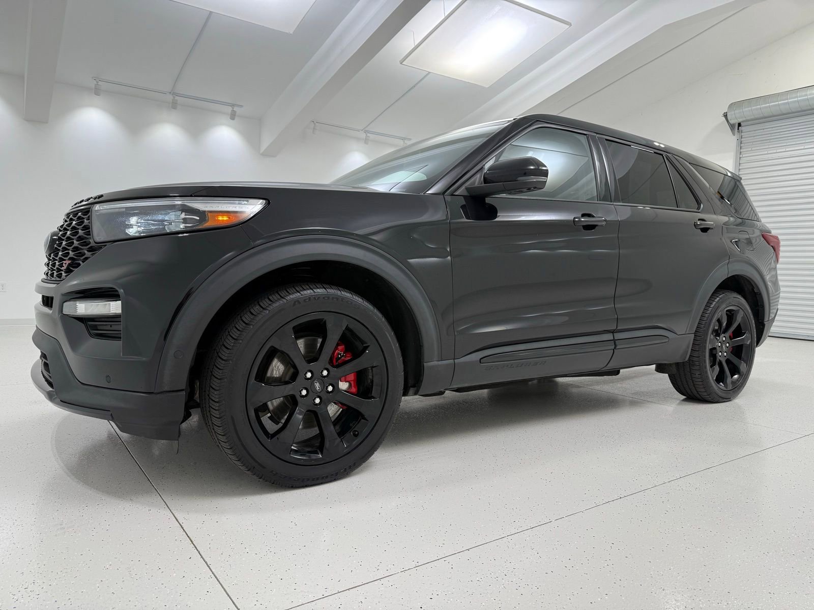 Used 2021 Ford Explorer ST w/ Equipment Group 401A image 3
