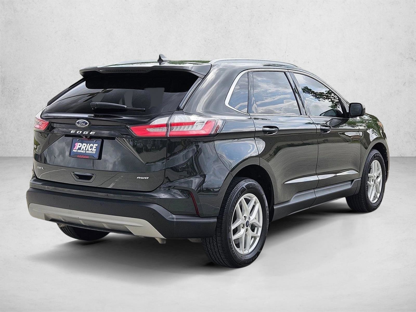 Used 2022 Ford Edge SEL w/ Convenience Package AWD/4WD image 5