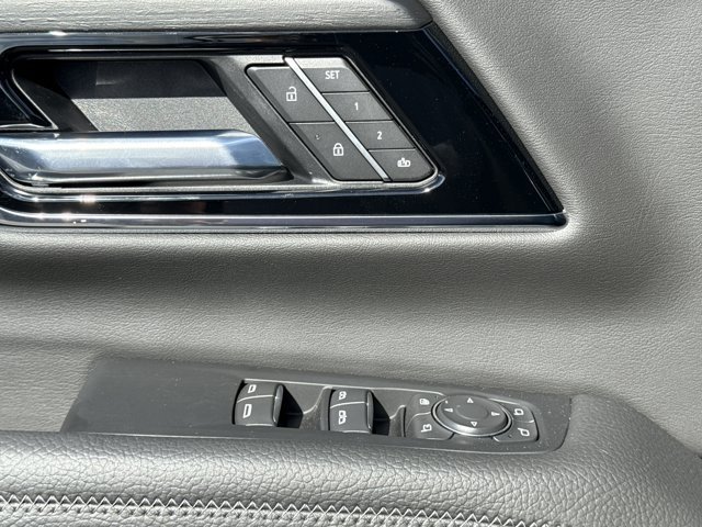 New 2026 GMC Yukon XL Denali w/ Denali Reserve Package image 21