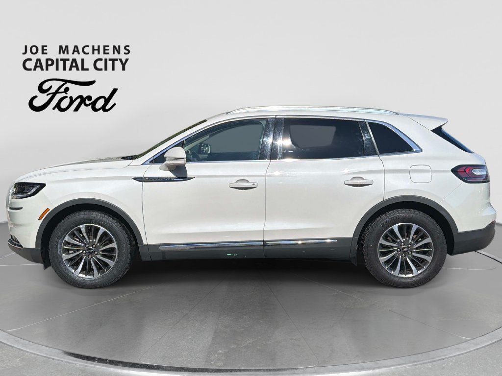Used 2023 Lincoln Nautilus FWD w/ Premium Package image 8
