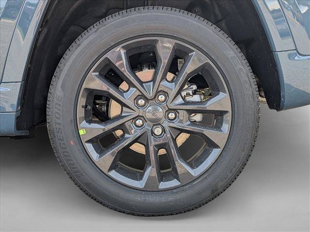 New 2026 Jeep Grand Cherokee Limited AWD/4WD image 10