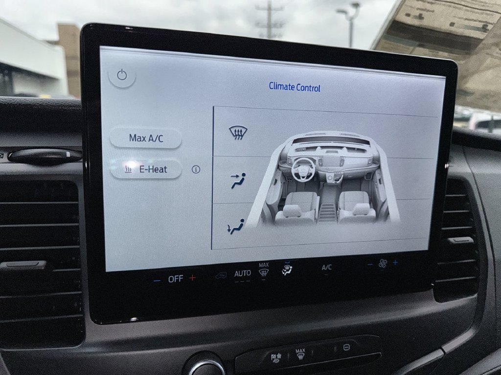 Used 2023 Ford E-Transit Medium Roof RWD image 17