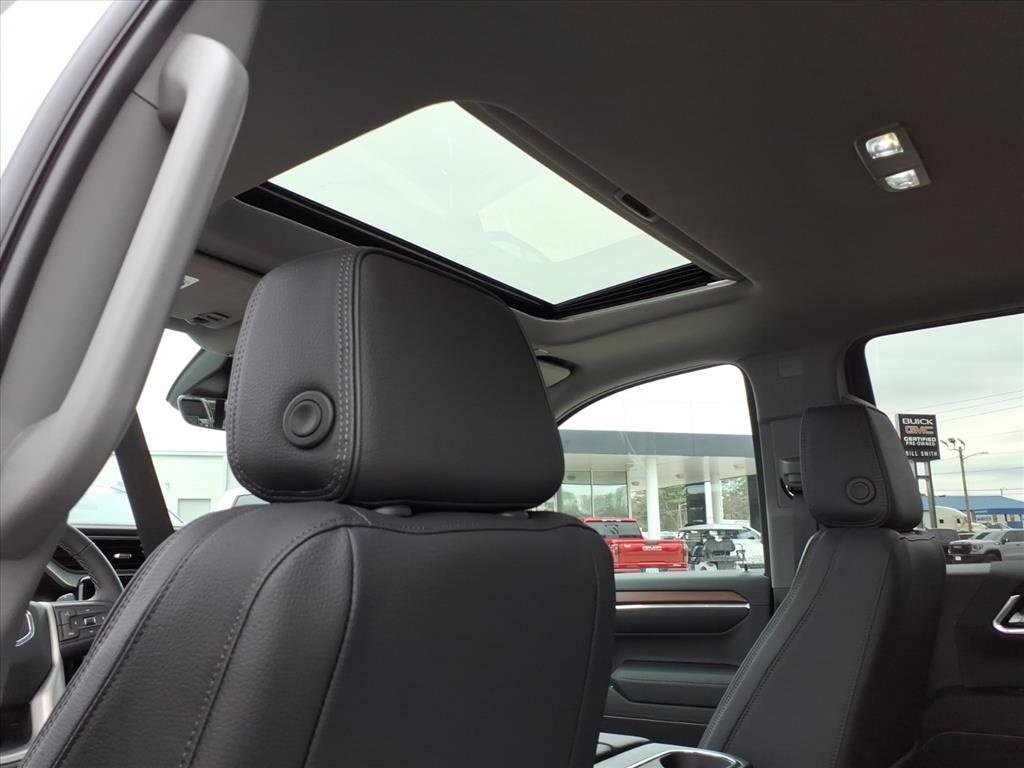 New 2026 GMC Sierra 1500 Denali w/ Denali Reserve Package image 16