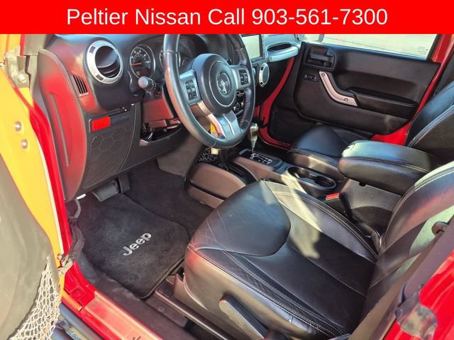 Used 2015 Jeep Wrangler Rubicon AWD/4WD image 17