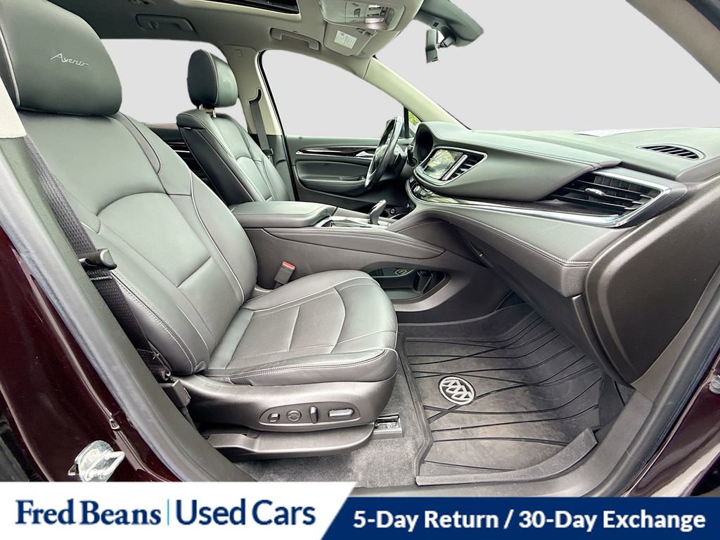 Used 2021 Buick Enclave Avenir w/ Avenir Technology Package AWD/4WD image 35