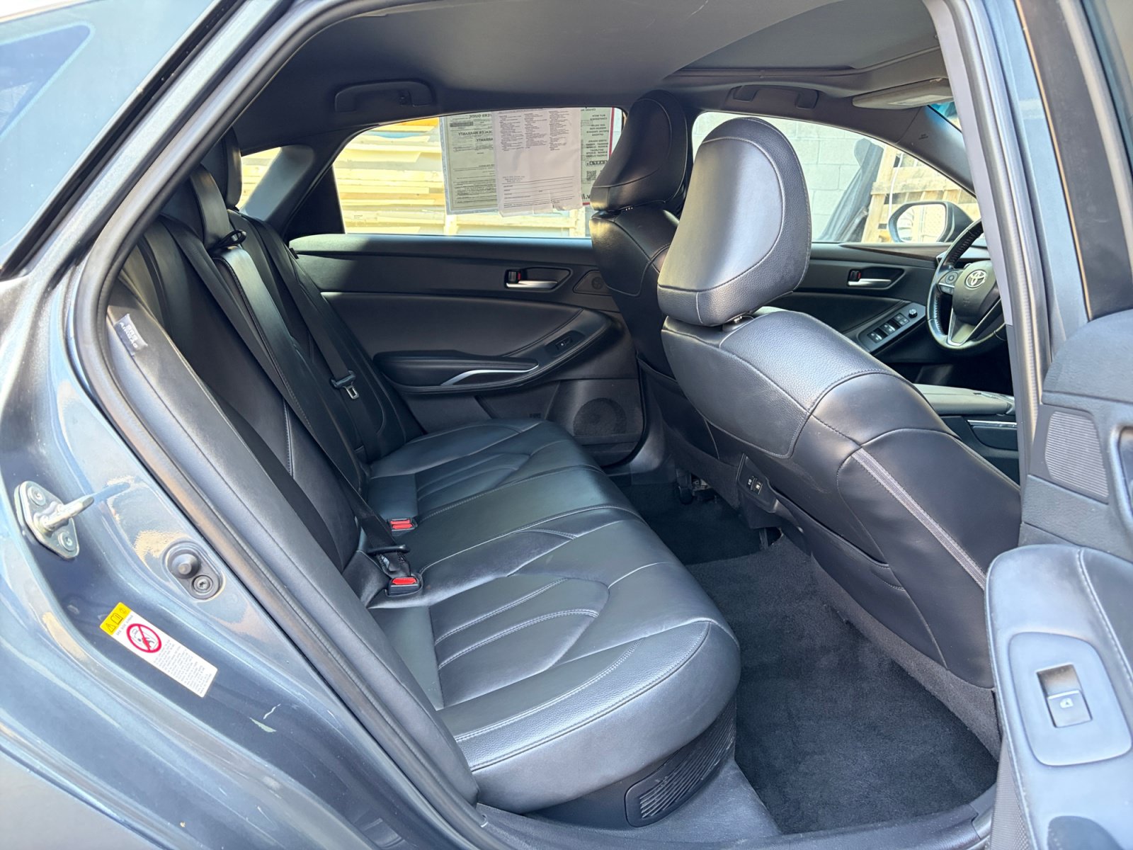 Used 2019 Toyota Avalon XLE w/ Moonroof Package FWD image 25