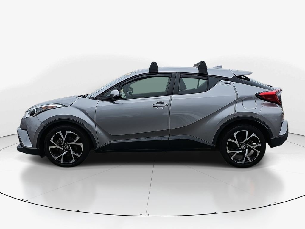 Used 2018 Toyota C-HR XLE image 4