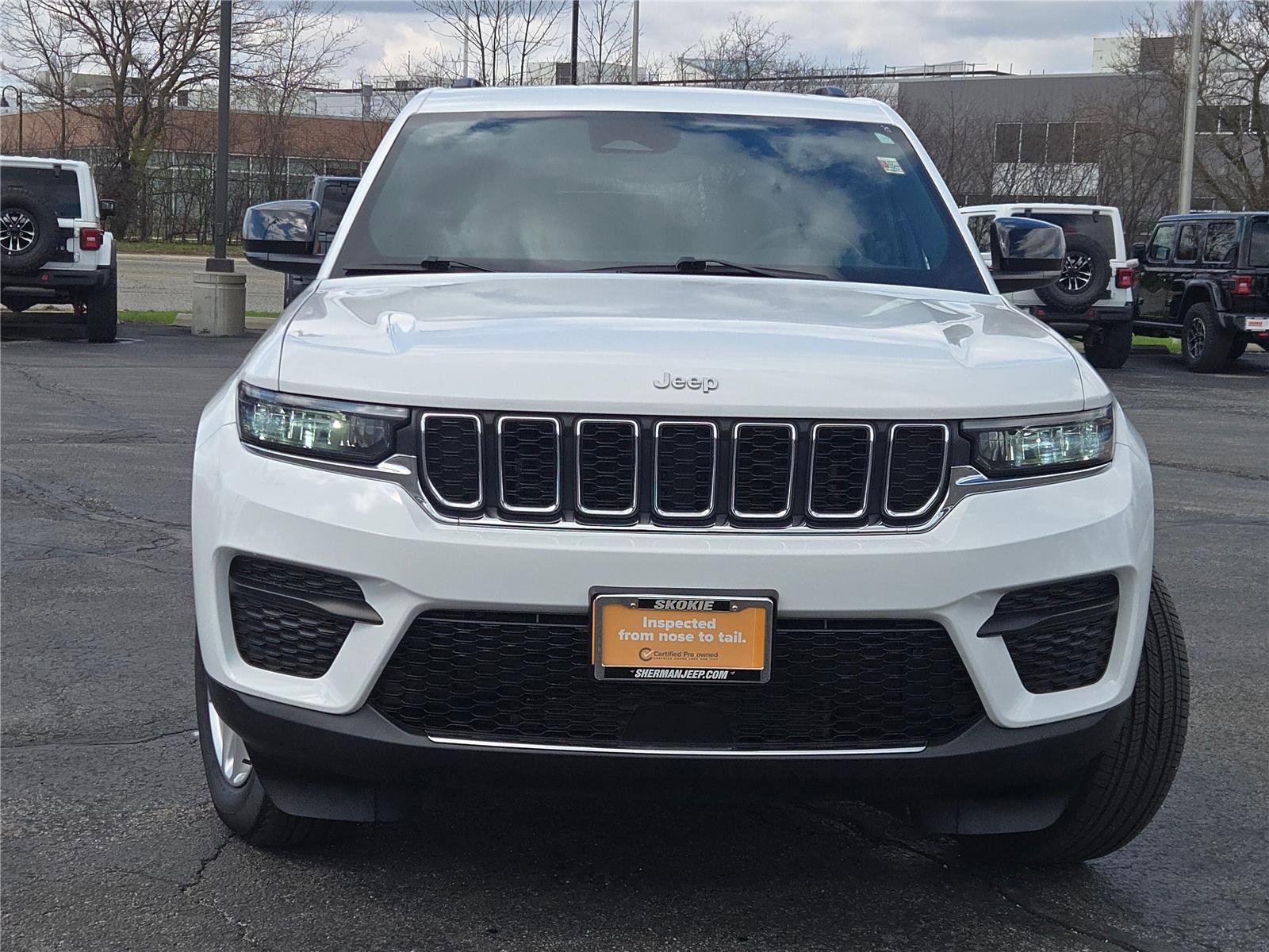 Certified 2024 Jeep Grand Cherokee Laredo X image 5