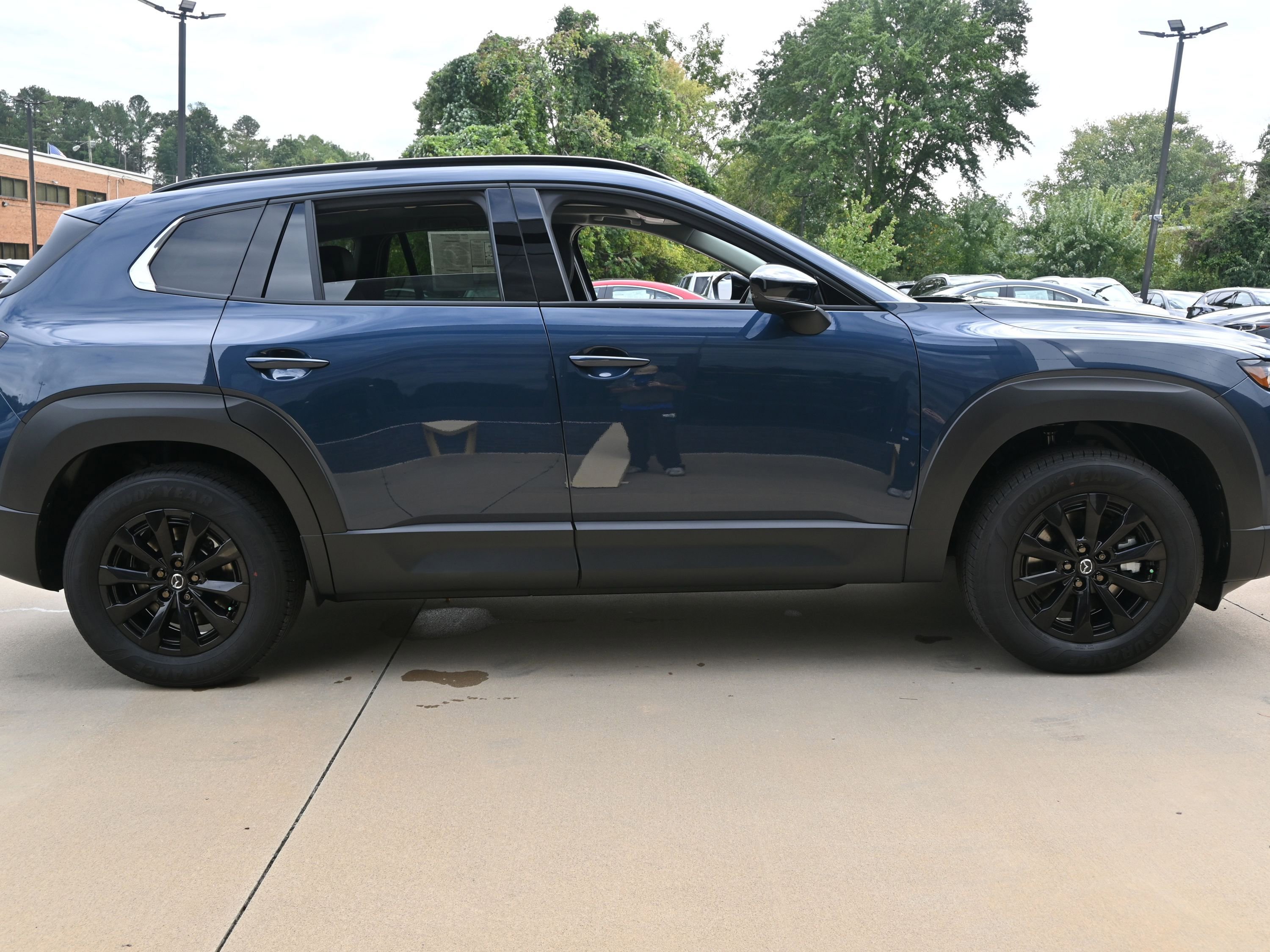 New 2026 MAZDA CX-50 AWD 2.5 Hybrid w/ Premium Pkg image 4