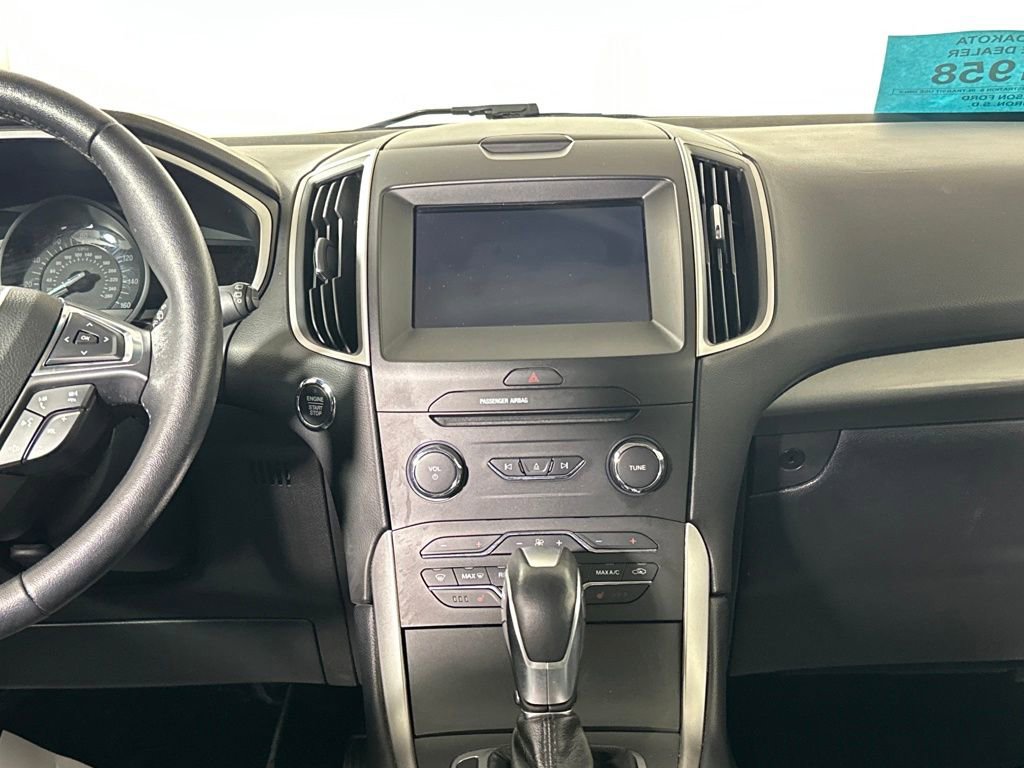 Used 2018 Ford Edge SEL w/ Equipment Group 201A image 29