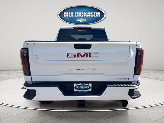 Used 2025 GMC Sierra 2500 AT4 AWD/4WD image 6