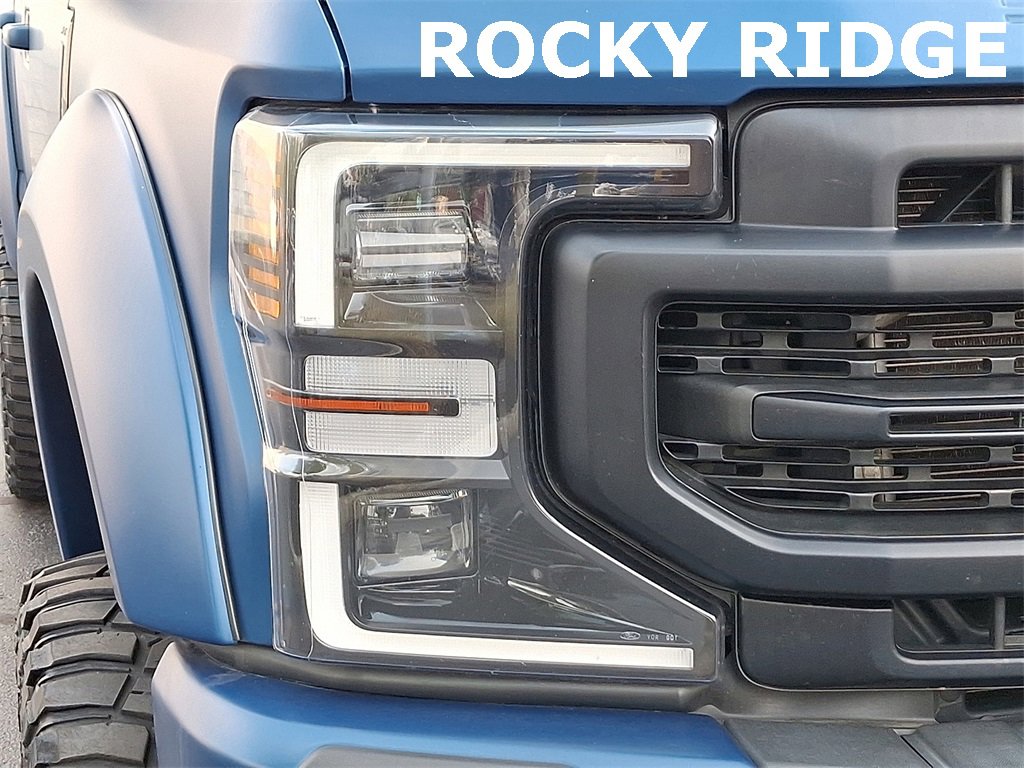 Used 2022 Ford F250 Lariat w/ Black Appearance Package image 15