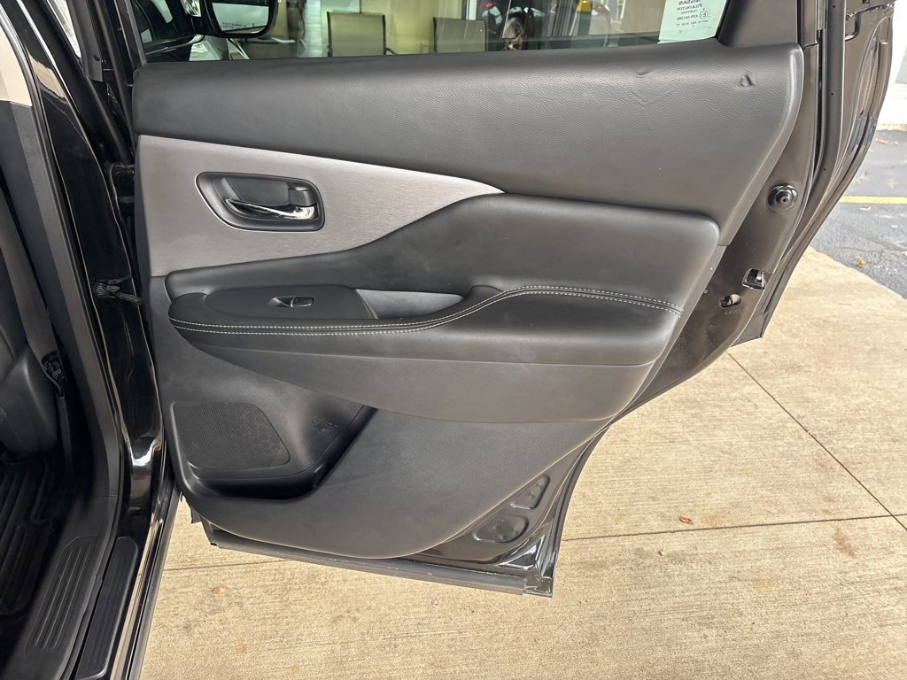 Used 2019 Nissan Murano Platinum image 29
