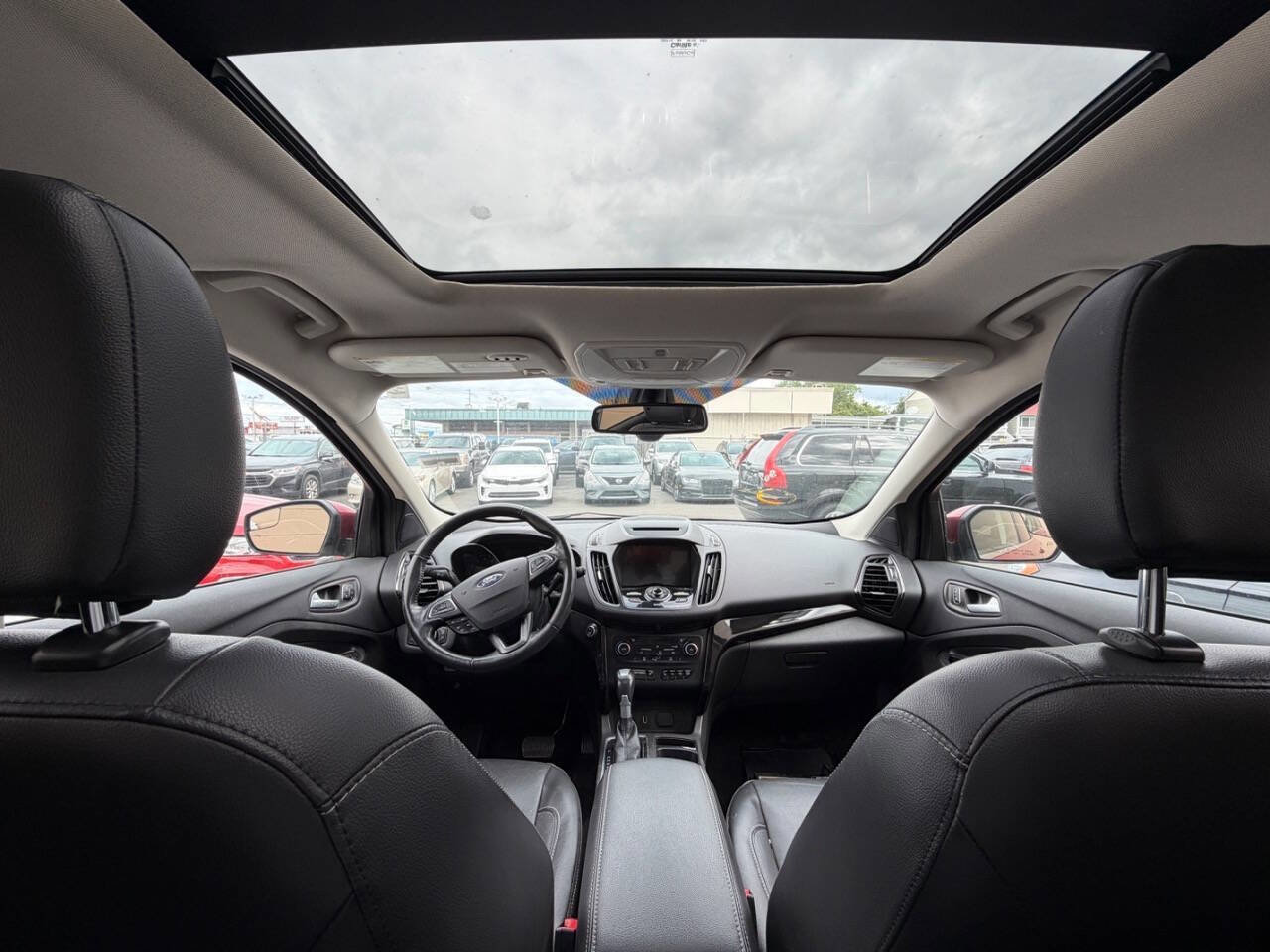 Used 2018 Ford Escape Titanium AWD/4WD image 37