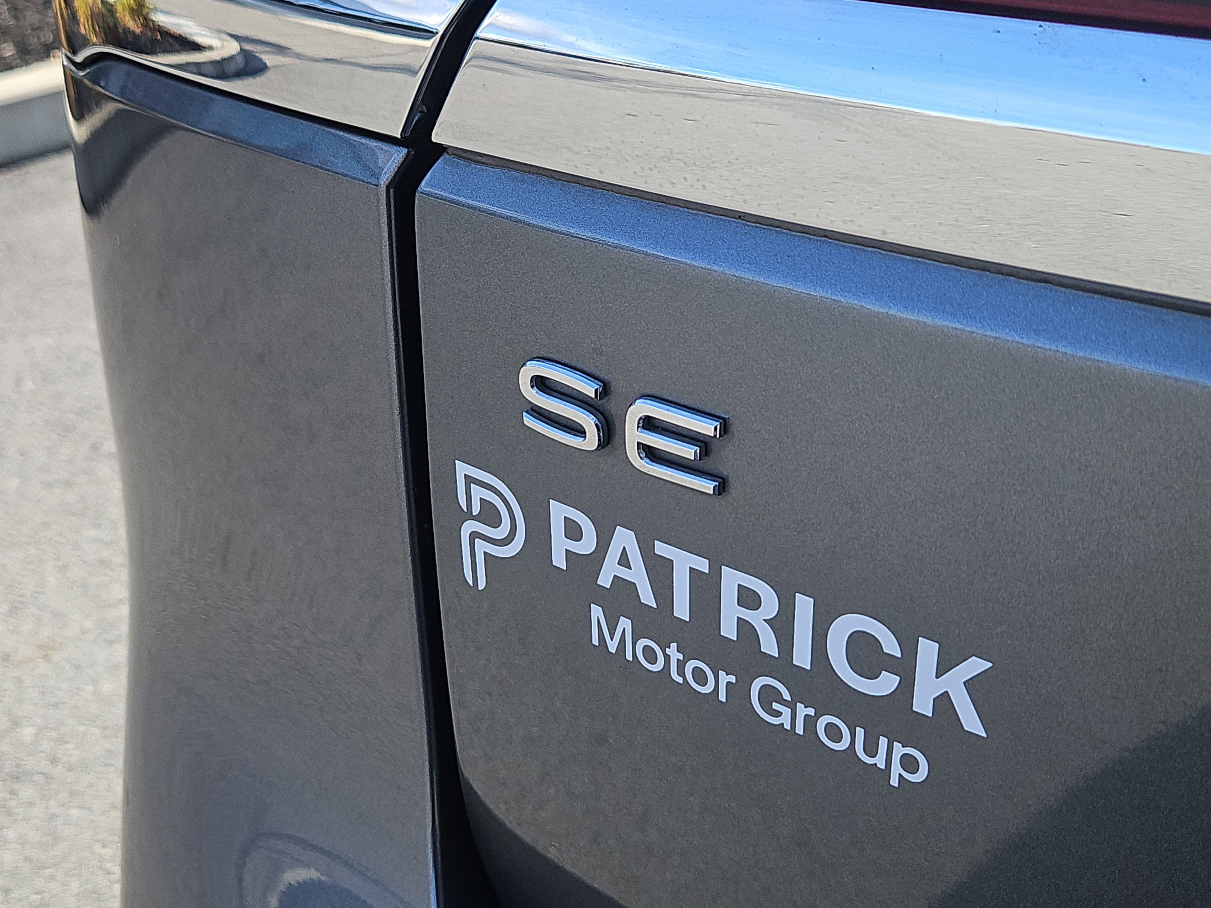 Certified 2022 Volkswagen Atlas SE image 4