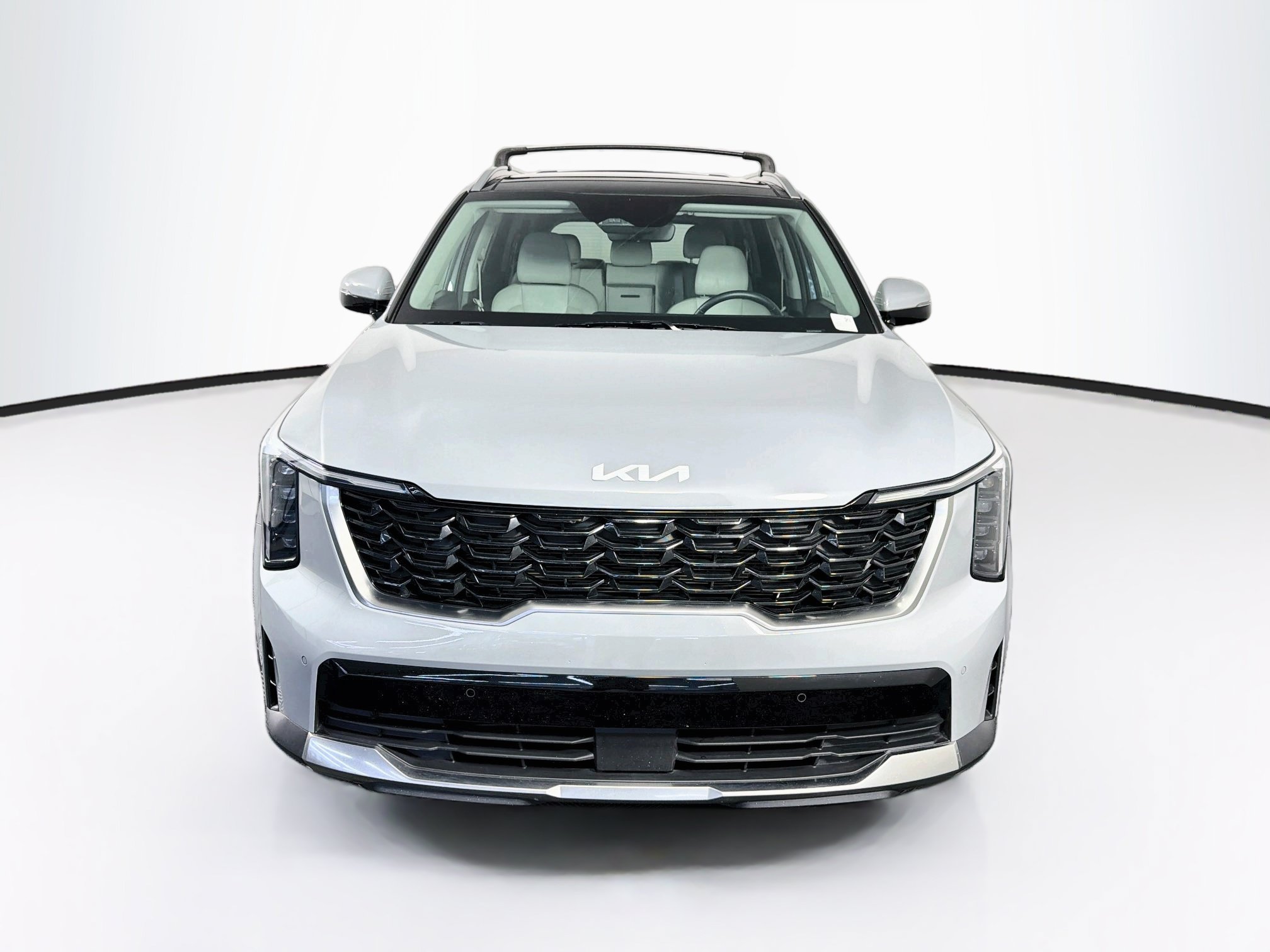Used 2025 Kia Sorento S w/ Panoramic Sunroof Package FWD image 2
