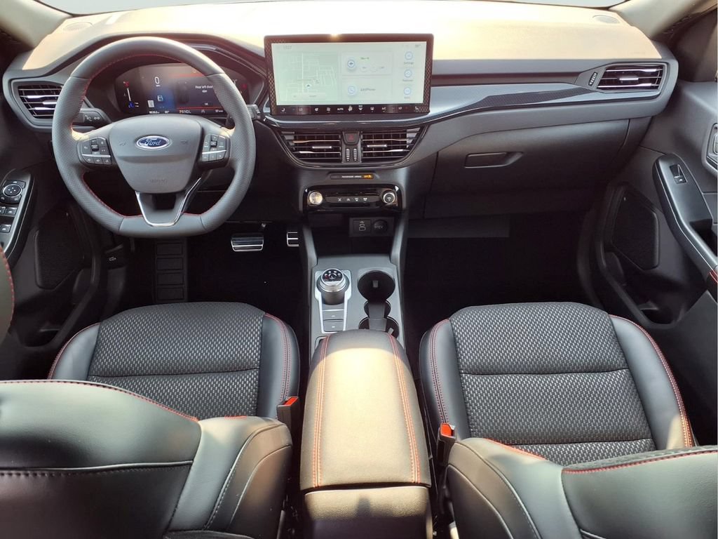 Used 2024 Ford Escape ST-Line w/ Tech Pack #1 AWD/4WD image 12
