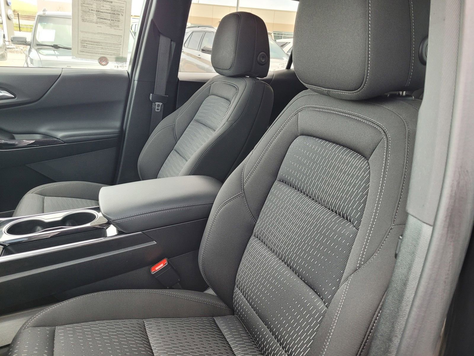 Used 2025 Chevrolet Equinox LT image 22