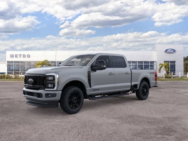 New 2026 Ford F350 Lariat w/ Black Appearance Package