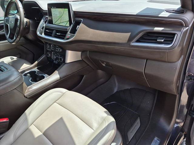 Used 2022 Chevrolet Tahoe Z71 w/ Luxury Package AWD/4WD image 23
