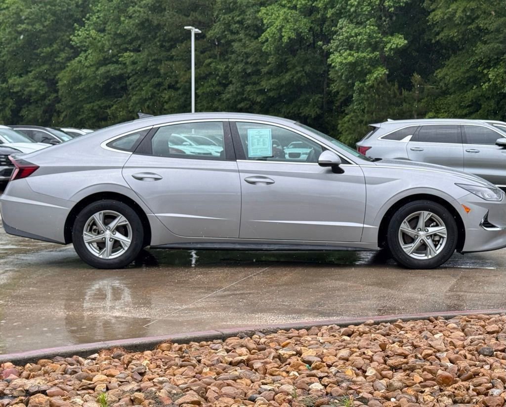Used 2023 Hyundai Sonata SE w/ Cargo Package FWD image 10