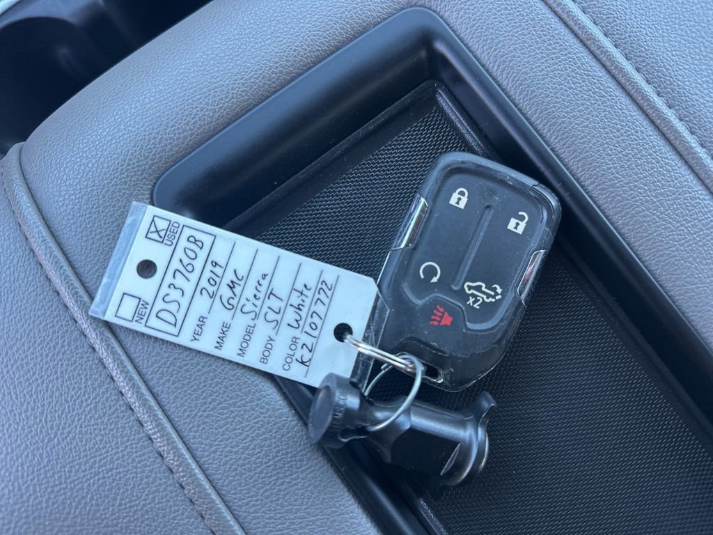 Used 2019 GMC Sierra 1500 SLT w/ SLT Premium Plus Package AWD/4WD image 41