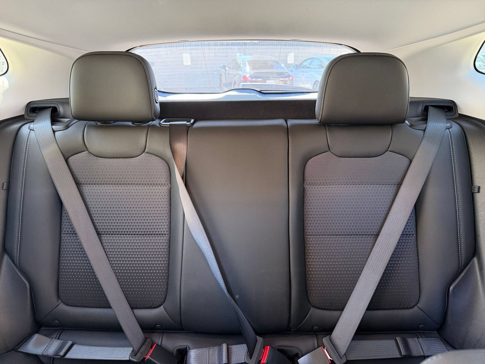 Used 2025 Chevrolet Trax LT w/ LT Convenience Package FWD image 36