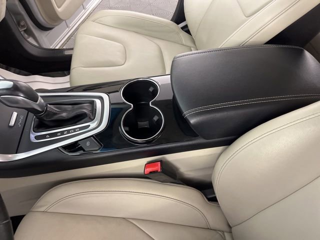 Used 2015 Ford Edge Titanium image 29