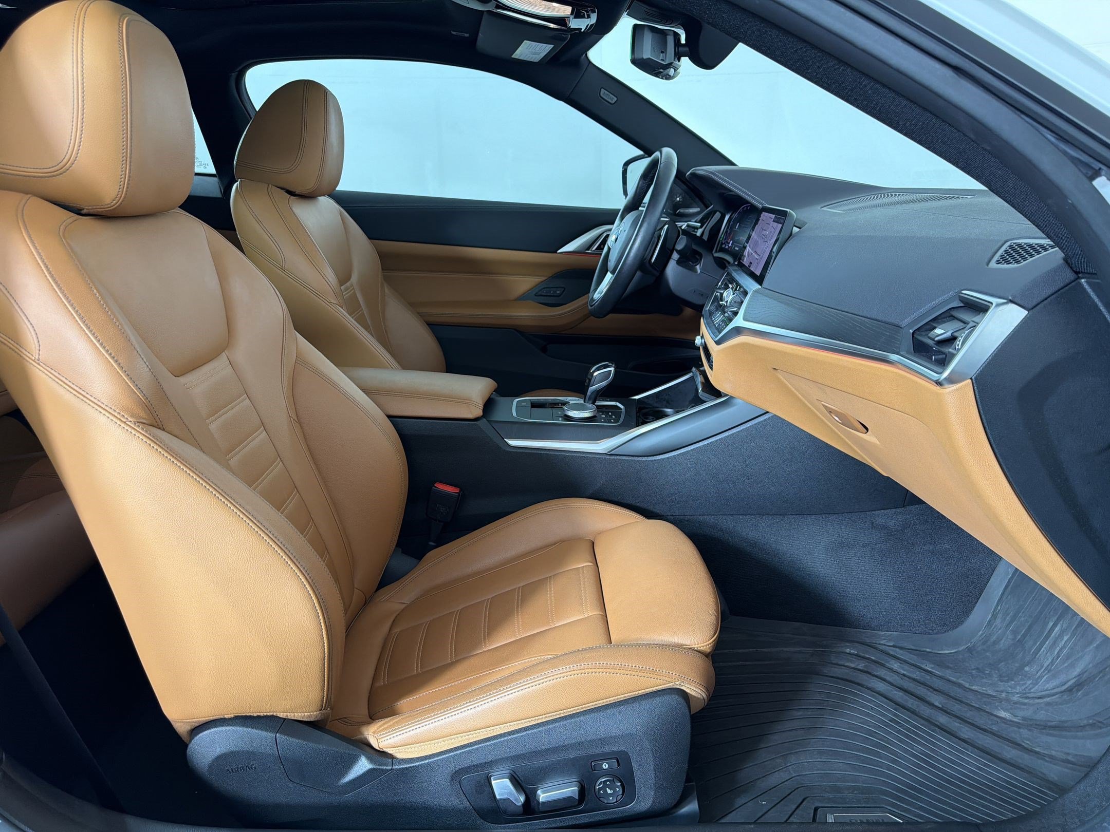 Used 2021 BMW 430i Coupe w/ Premium Package RWD image 23