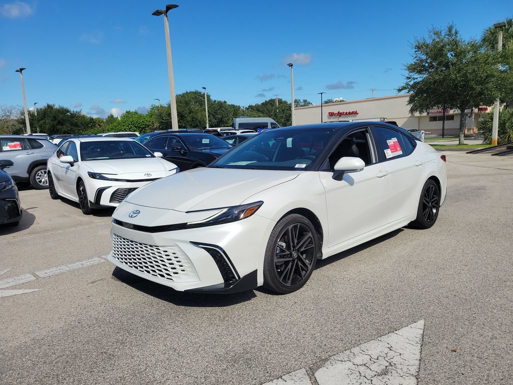 New 2026 Toyota Camry XSE FWD image 31