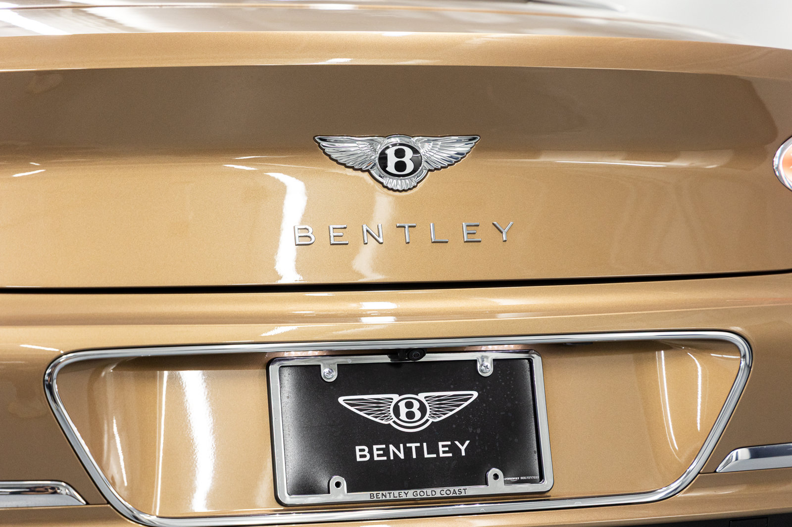 Used 2023 Bentley Continental GT Azure AWD/4WD image 23