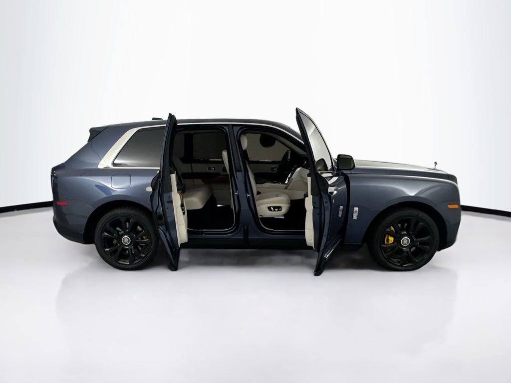 Used 2020 Rolls-Royce Cullinan AWD/4WD image 29