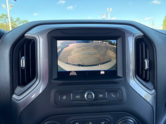 Used 2022 Chevrolet Silverado 2500 Custom w/ Custom Value Package image 23