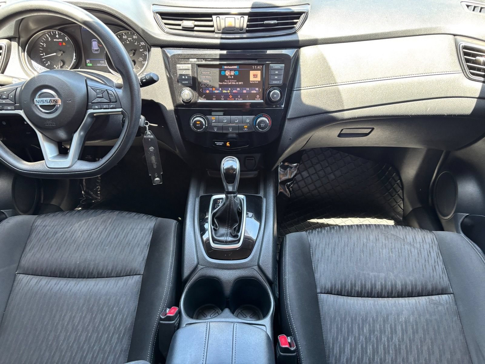 Used 2020 Nissan Rogue S FWD image 13