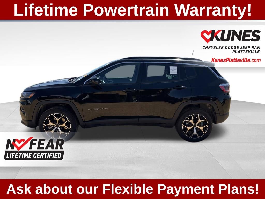 Used 2026 Jeep Compass Limited AWD/4WD image 7