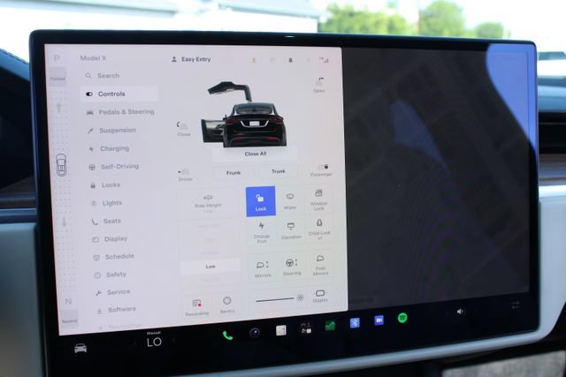 Used 2023 Tesla Model X AWD/4WD image 19