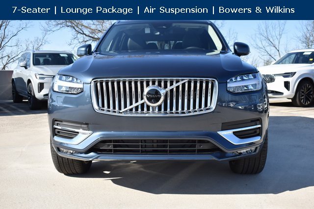 New 2025 Volvo XC90 B6 Ultra w/ Lounge Package image 2